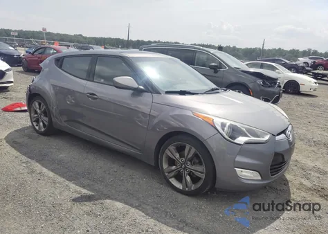 2016 Hyundai Veloster z USA, uszkodzony, nr VIN KMHTC6AD8GU299146